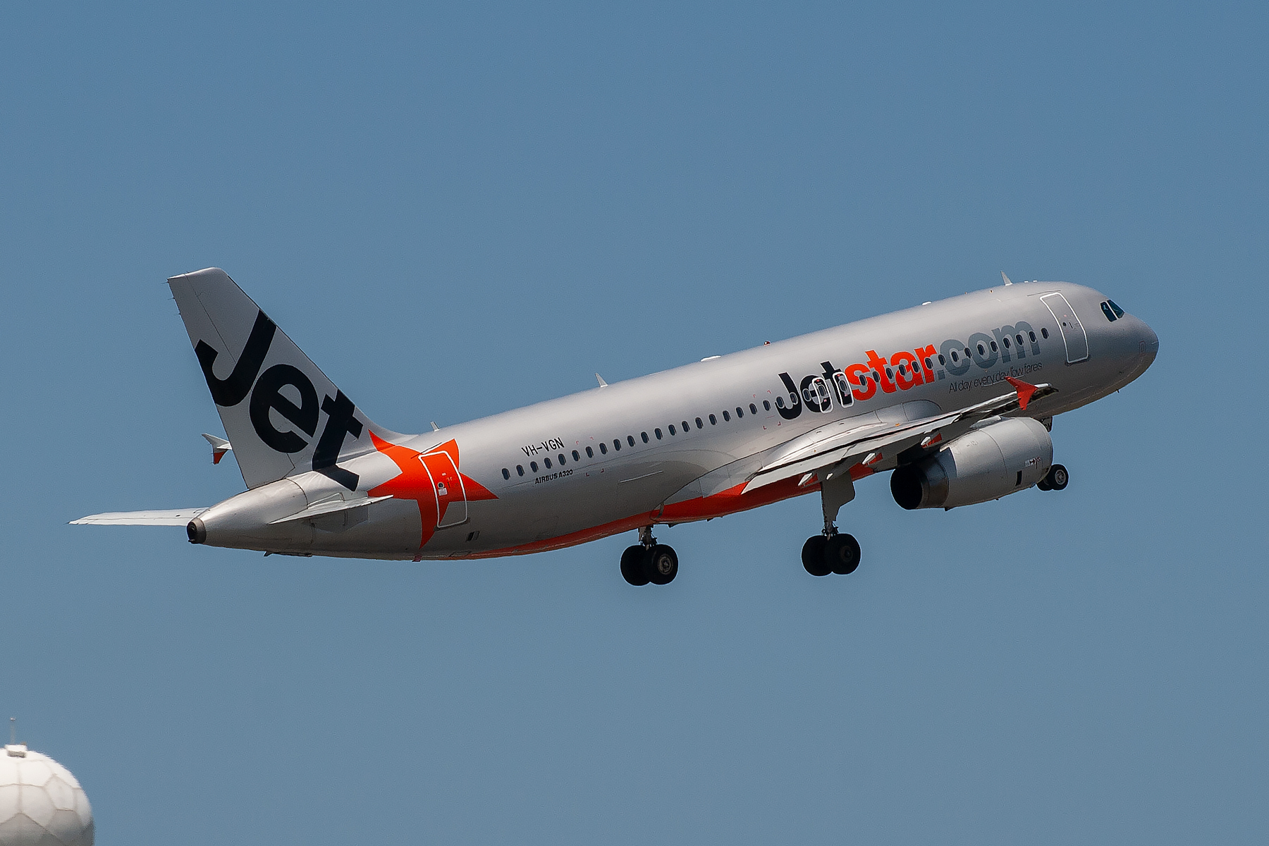 Jetstar Airways Airbus A320-200 VH-VGN at Kingsford Smith