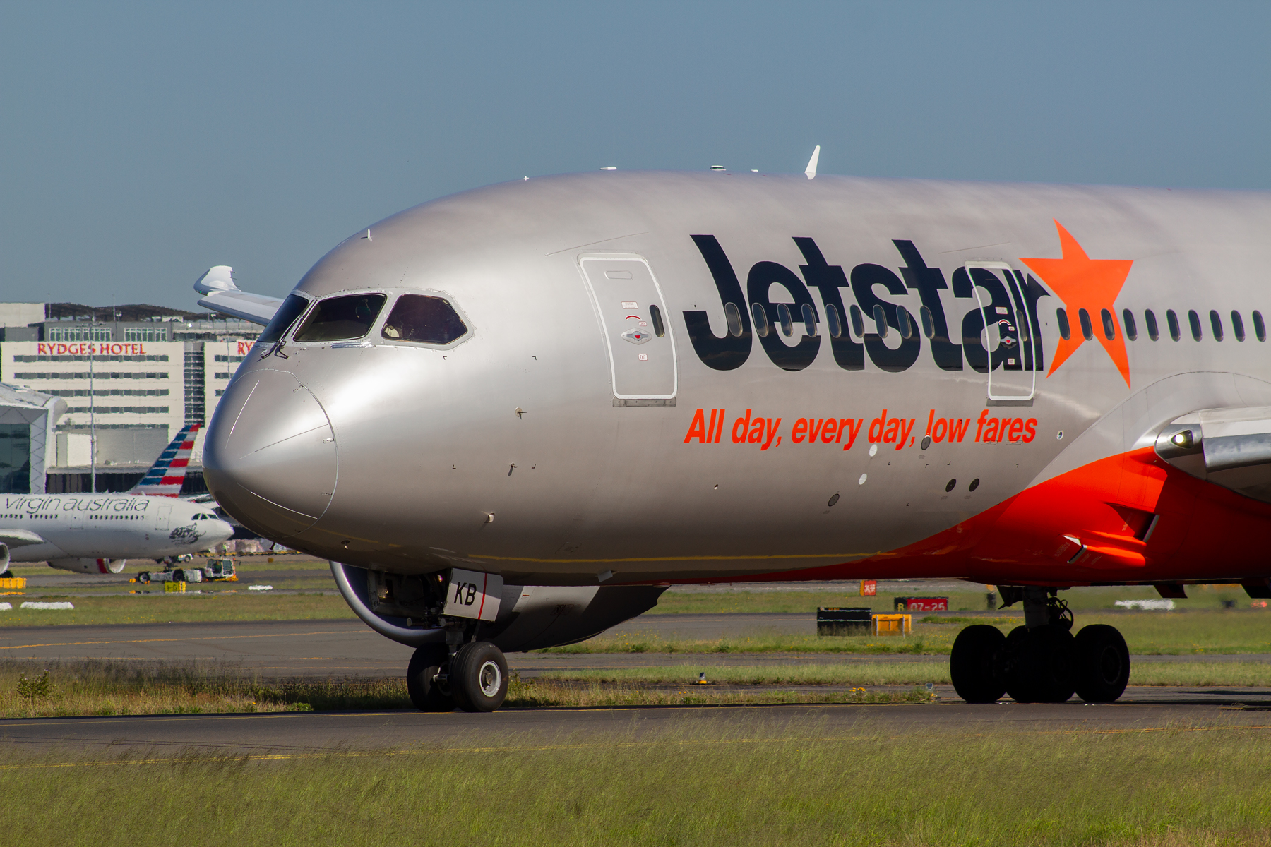 Jetstar Airways Boeing 787-800 VH-VKB at Kingsford Smith