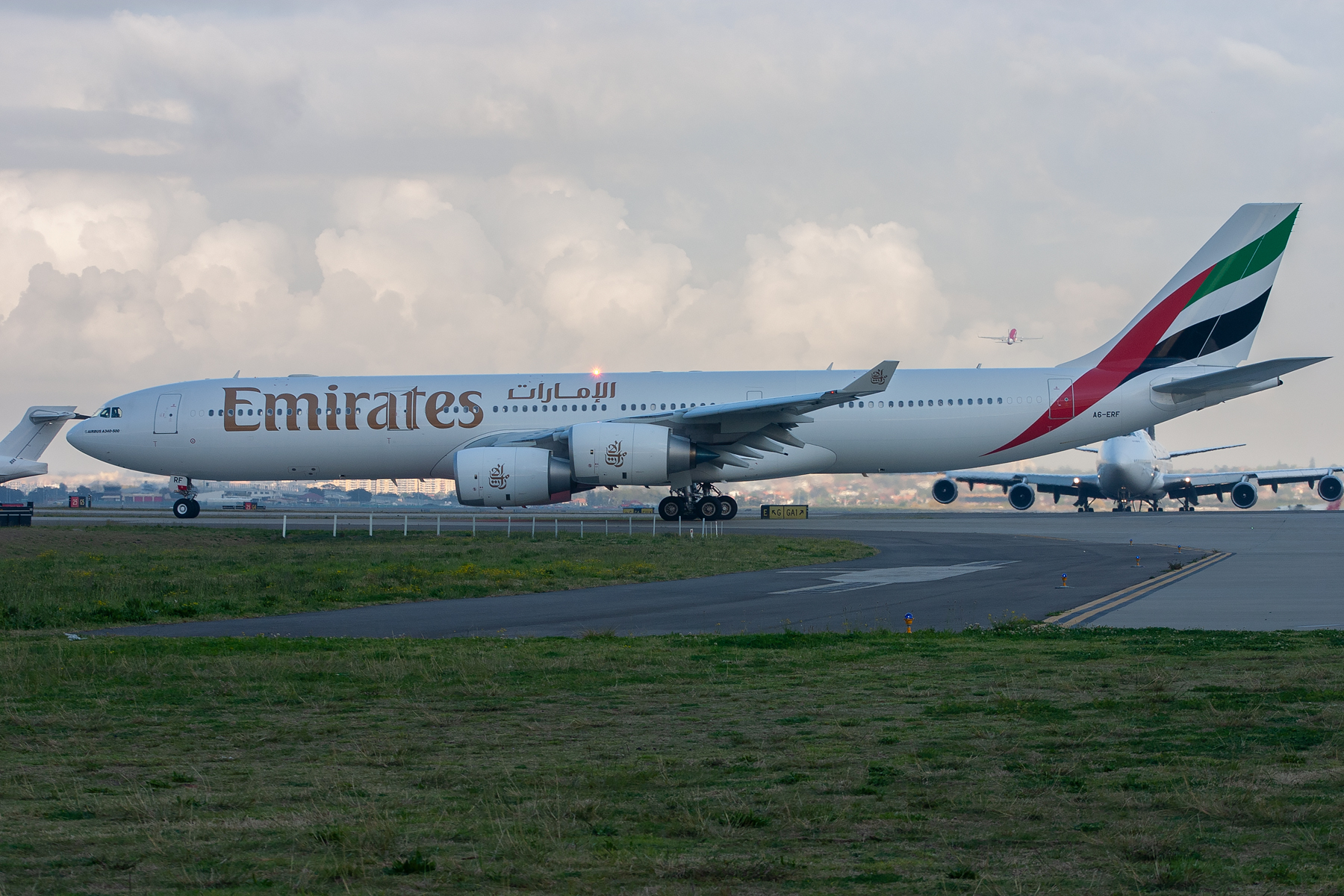 Emirates Airlines Airbus A340-500 A6-ERF at Kingsford Smith