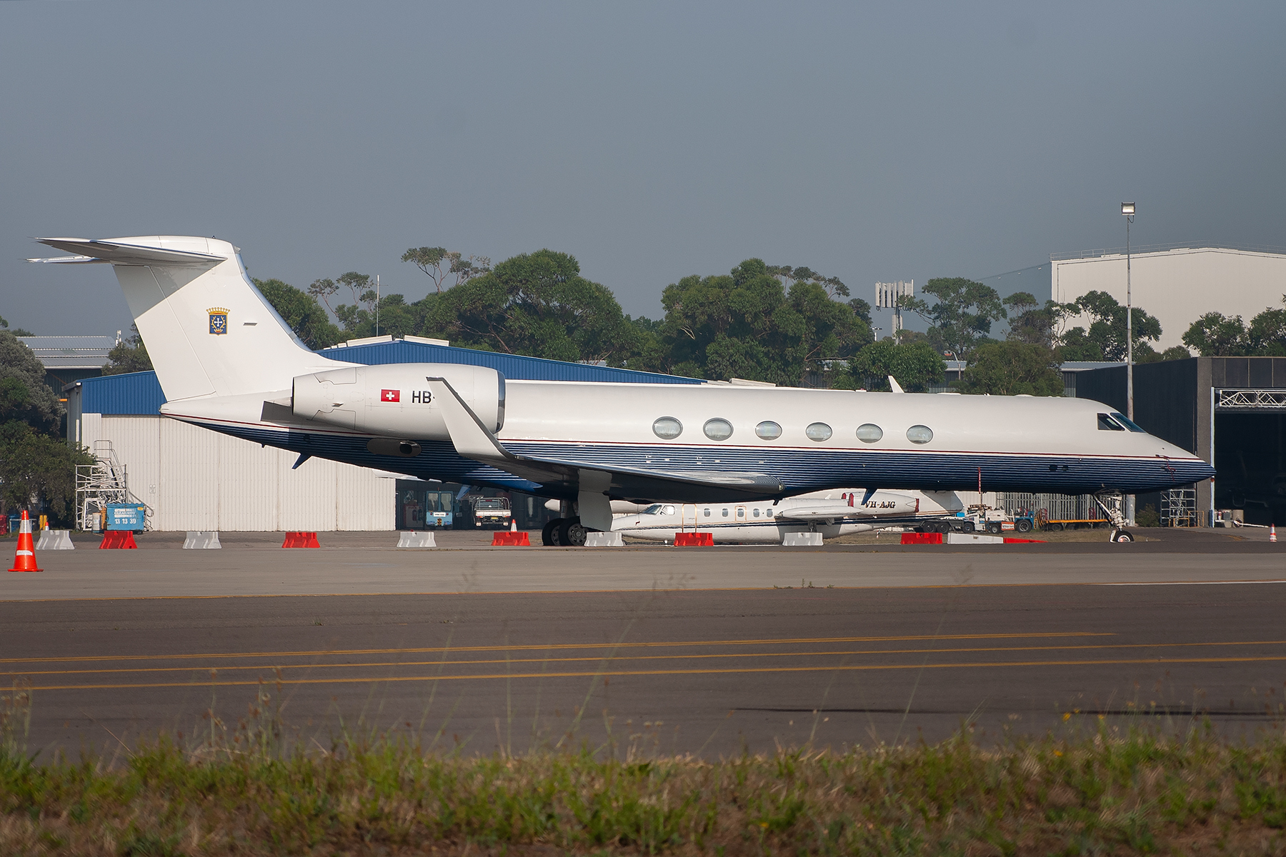 Jet Club AG Gulfstream G-V HB-IIS at Kingsford Smith