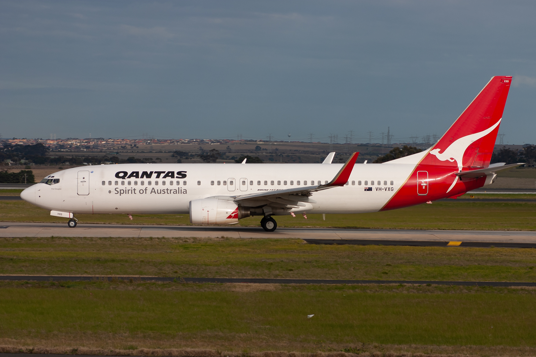 Qantas Boeing 737-800 VH-VXG at Tullamarine