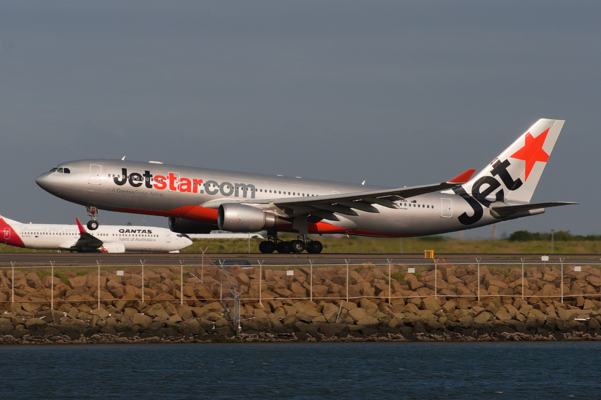 Jetstar Airways Airbus A330-200 VH-EBA at Kingsford Smith