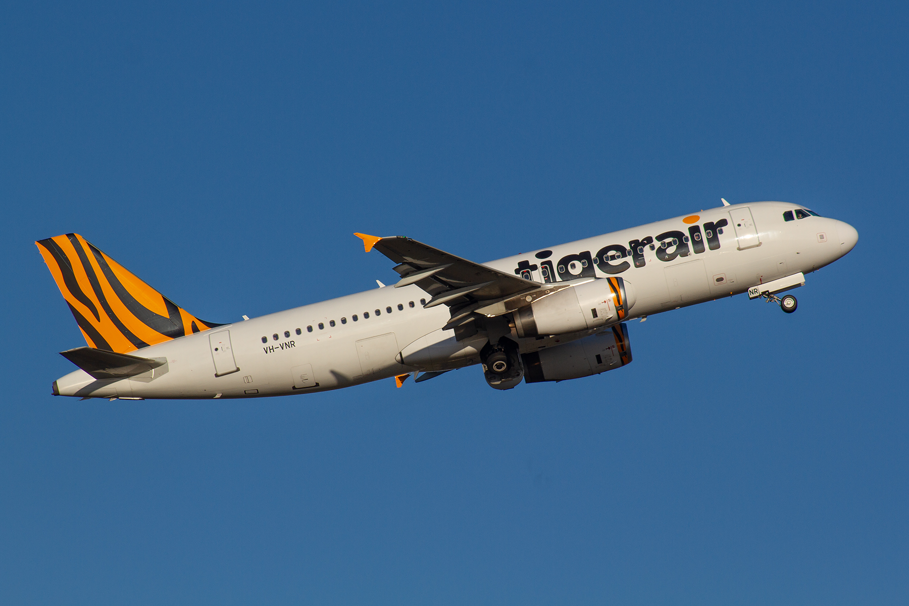 Tiger Airways Airbus A320-200 VH-VNR at Kingsford Smith