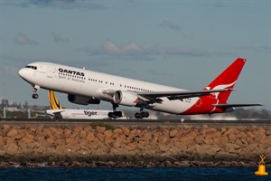 Qantas Boeing 767-300ER VH-OGJ at Kingsford Smith