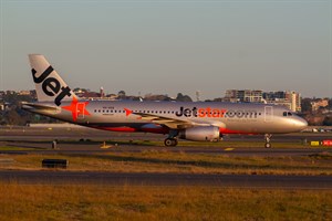 Jetstar Airways Airbus A320-200 VH-VGQ at Kingsford Smith