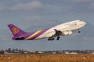 Thai Airways Boeing 747-400 HS-TGO at Kingsford Smith