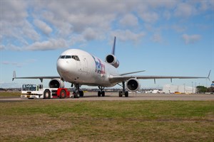 Federal Express McDonnell Douglas MD11 N592FE at Kingsford Smith