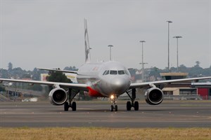 Jetstar Airways Airbus A320-200 VH-VQJ at Kingsford Smith