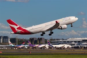 Qantas Airbus A330-200 VH-EBL at Kingsford Smith