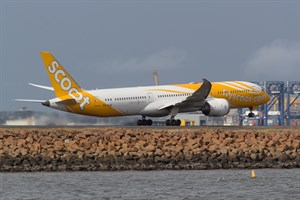 Scoot Boeing 787-900 9V-OJE at Kingsford Smith