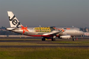 Jetstar Airways Airbus A320-200 VH-VQH at Kingsford Smith