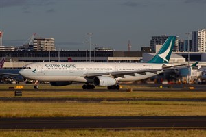 Cathay Pacific Airways Airbus A330-300 B-LAK at Kingsford Smith