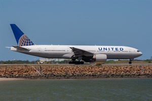 United Airlines Boeing 777-200ER N798UA at Kingsford Smith