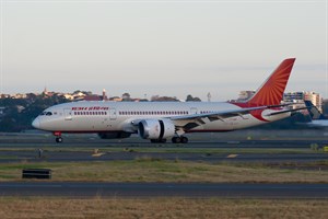 Air India Boeing 787-800 VT-ANP at Kingsford Smith