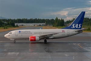 SAS Braathens Boeing 737-700 LN-RPJ at Gardermoen