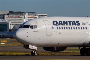 Qantas Boeing 737-800 VH-VXK at Kingsford Smith