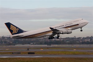 Singapore Airlines Boeing 747-400 9V-SPF at Kingsford Smith