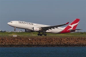 Qantas Airbus A330-200 VH-EBM at Kingsford Smith