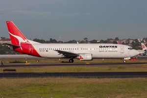 Qantas Boeing 737-400 VH-TJF at Kingsford Smith