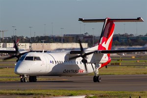 QantasLINK deHavilland Canada DHC8-300 VH-SBT at Kingsford Smith