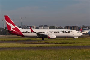 Qantas Boeing 737-800 VH-XZL at Kingsford Smith
