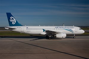 Air New Zealand Airbus A320-200 ZK-OJG at Tullamarine