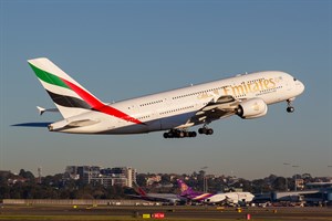 Emirates Airlines Airbus A380-800 A6-EDD at Kingsford Smith