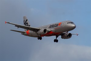 Jetstar Airways Airbus A320-200 VH-VFI at Kingsford Smith