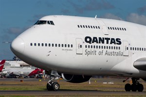 Qantas Boeing 747-300 VH-EBV at Kingsford Smith