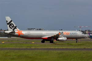 Jetstar Airways Airbus A321-200 VH-VWY at Kingsford Smith