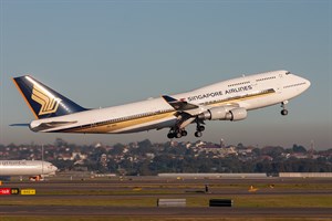 Singapore Airlines Boeing 747-400 9V-SPL at Kingsford Smith