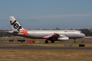 Jetstar Airways Airbus A320-200 VH-VQM at Kingsford Smith