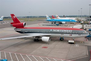 Northwest Airlines McDonnell Douglas DC10-30 N236NW at Schiphol