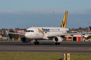 Tiger AW Australia Airbus A320-200 VH-VND at Kingsford Smith