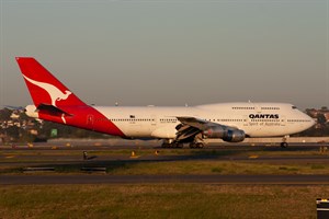 Qantas Boeing 747-300 VH-EBV at Kingsford Smith