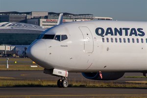 Qantas Boeing 737-800 VH-VXN at Kingsford Smith