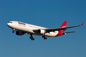 Qantas Airbus A330-300 VH-QPJ at Kingsford Smith