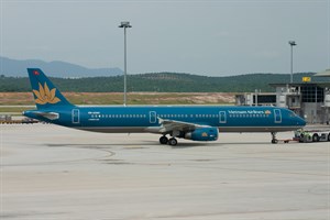 Vietnam Airlines Airbus A321-200 VN-A344 at Sepang