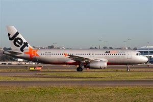 Jetstar Airways Airbus A320-200 VH-VQV at Kingsford Smith