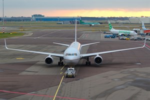 United Airlines Boeing 767-300ER N646UA at Schiphol