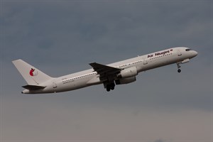 Air Niugini Boeing 757-200 TF-FII at Kingsford Smith