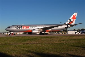 Jetstar Airways Airbus A330-200 VH-EBB at Kingsford Smith