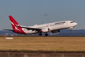 Qantas Boeing 737-800 VH-VXR at Kingsford Smith