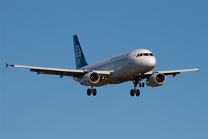 Air New Zealand Airbus A320-200 ZK-OJD at Kingsford Smith