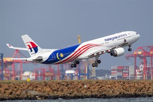 Malaysian Airlines Airbus A330-300 9M-MTA at Kingsford Smith