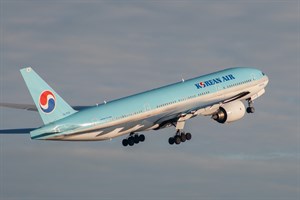 Korean Air Boeing 777-200ER HL7575 at Kingsford Smith