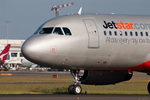 Jetstar Airways Airbus A320-200 VH-JQH at Kingsford Smith