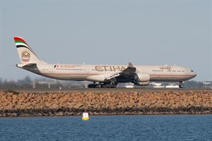 Etihad Airways Airbus A340-600 A6-EHK at Kingsford Smith