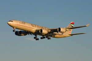Etihad Airways Airbus A340-500 A6-EHA at Kingsford Smith