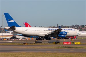 Aerolineas Argentinas Airbus A340-200 LV-ZPX at Kingsford Smith